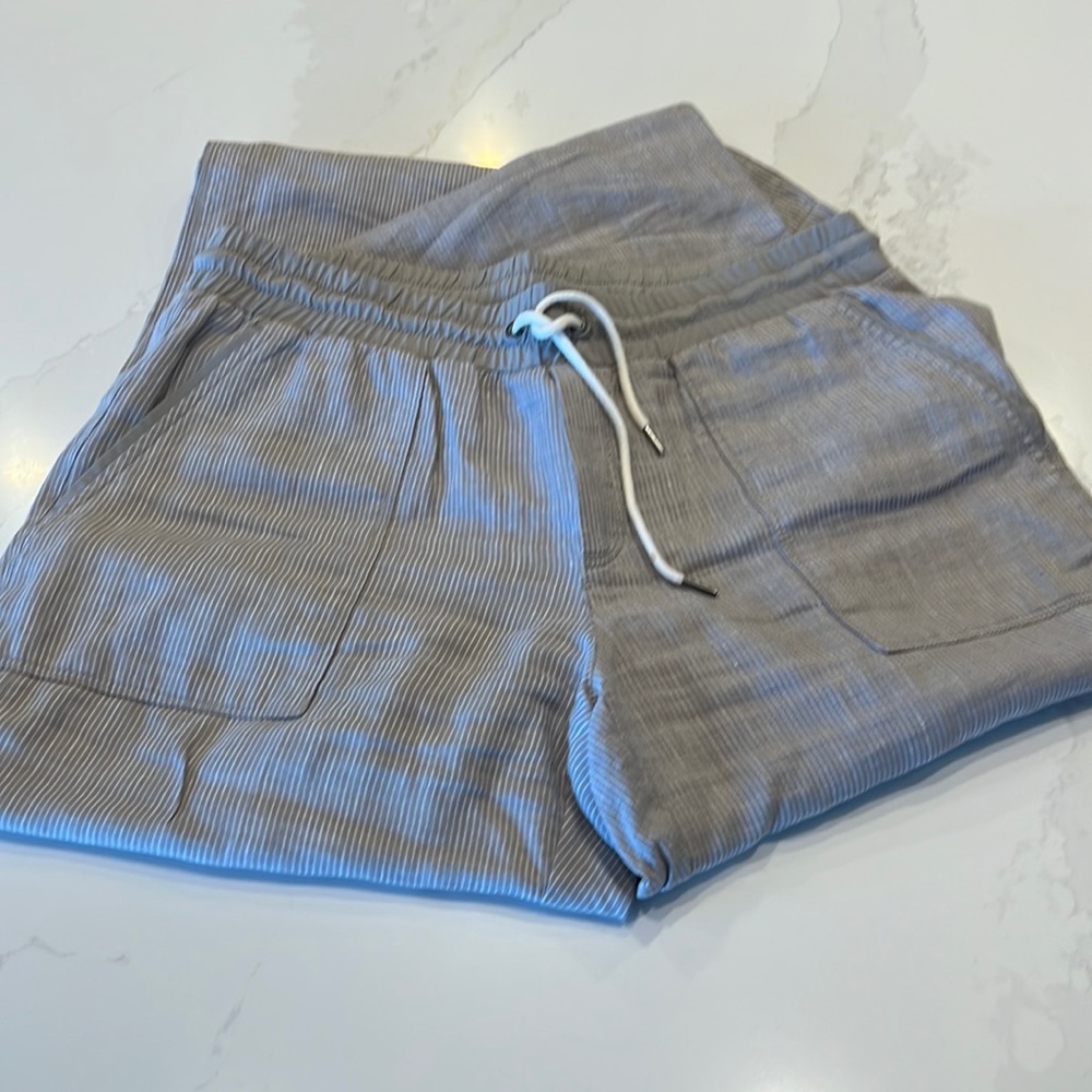 Athleta linen pants.